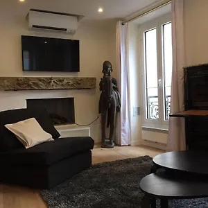 Apartment Bellechasse Paris